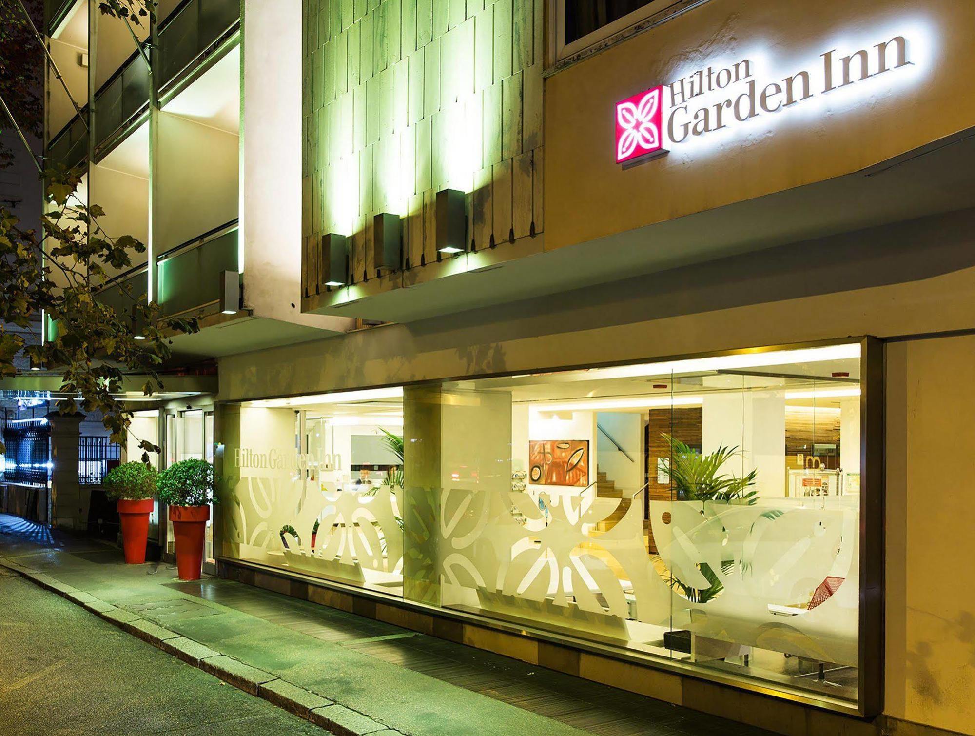 Hotel Hilton Garden Claridge 4*