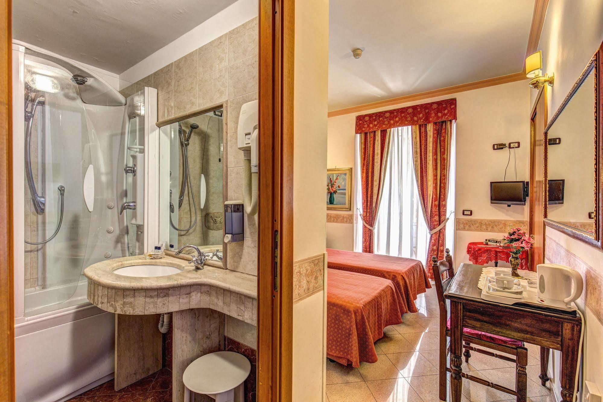 Hotel Giuliana Rom