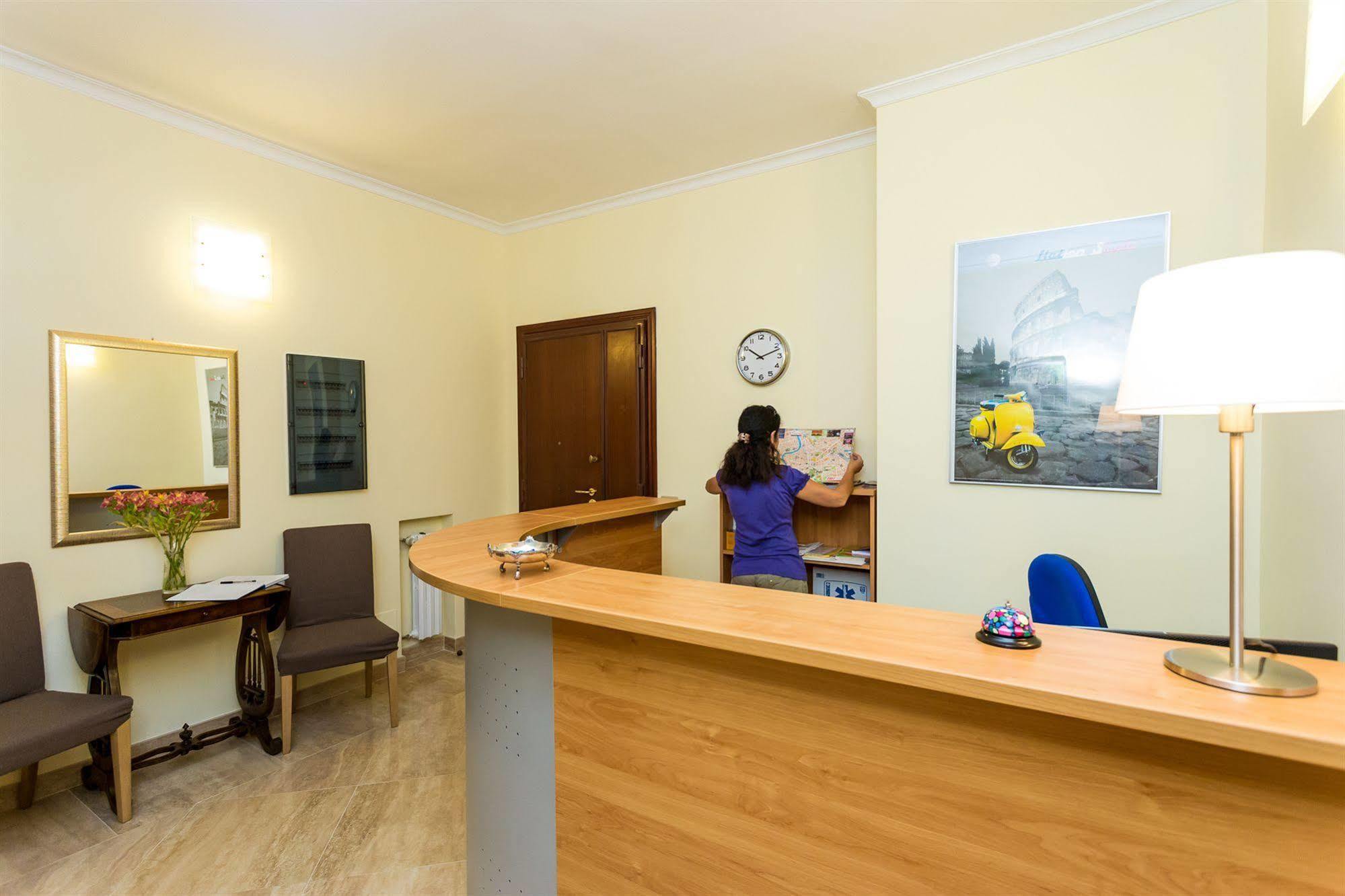 Trastevere's Friends Bed & Breakfast Rome