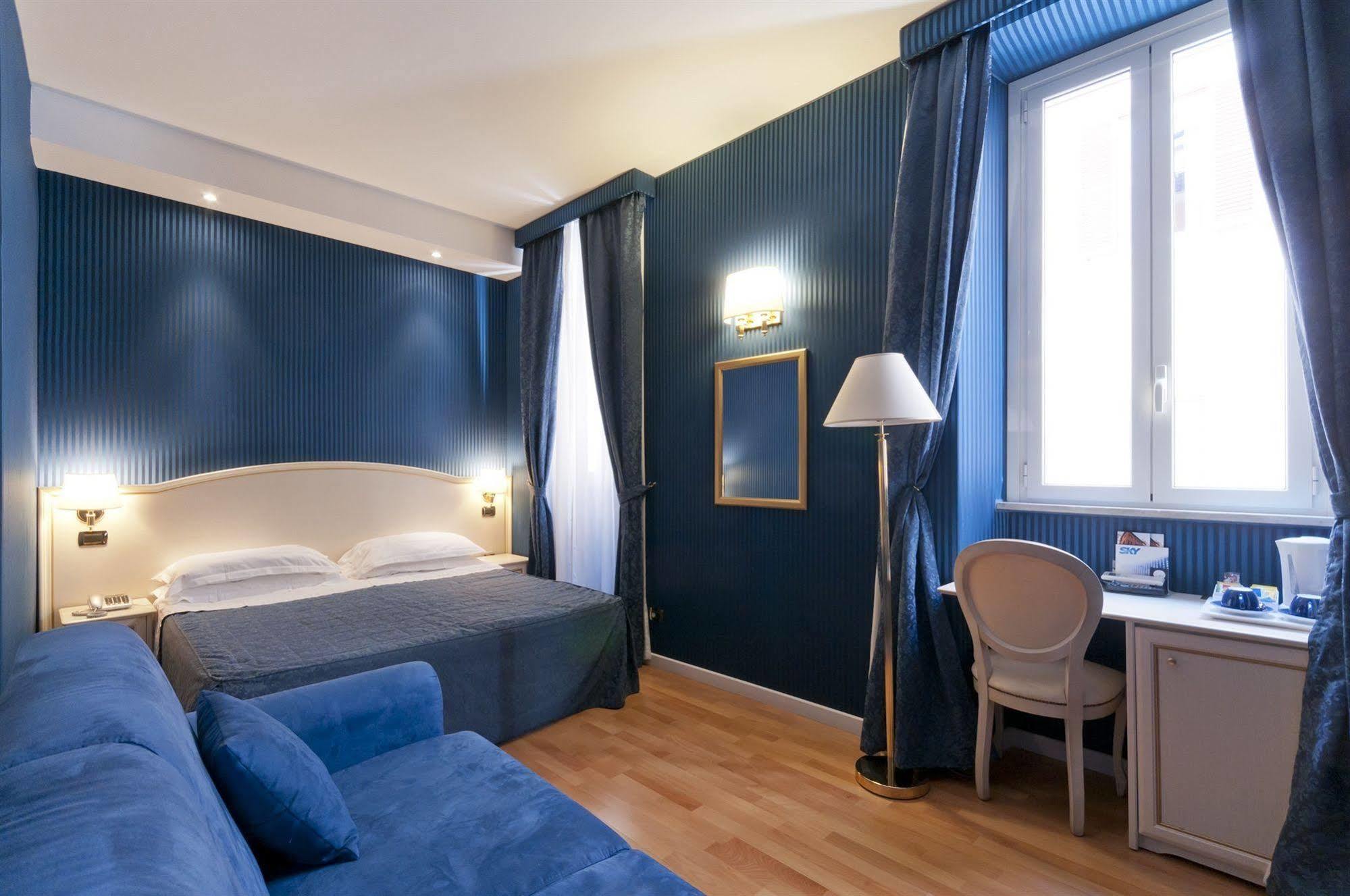 Trevi 41 Hotell 3*