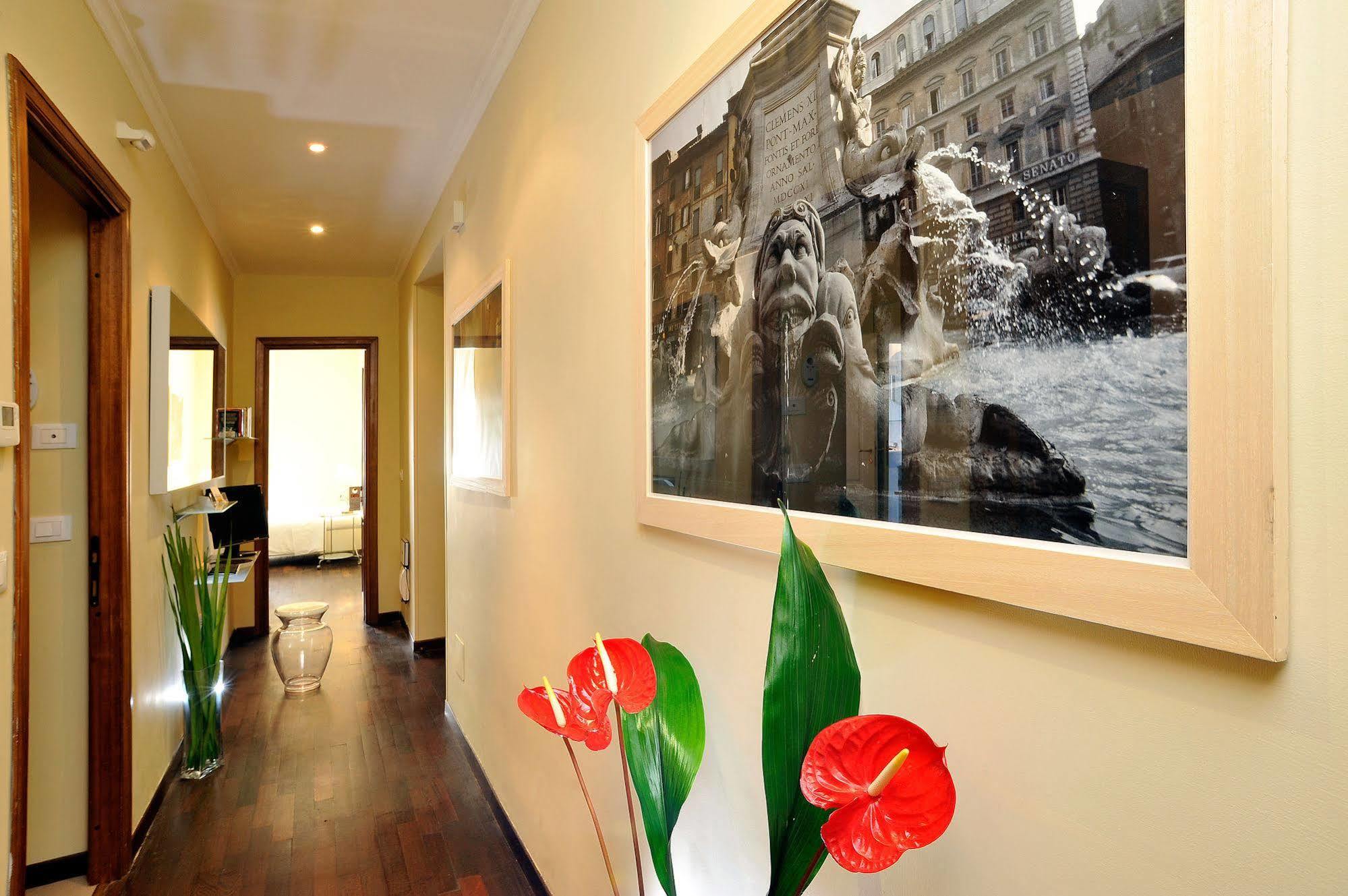 Sistine Affittacamere 2*