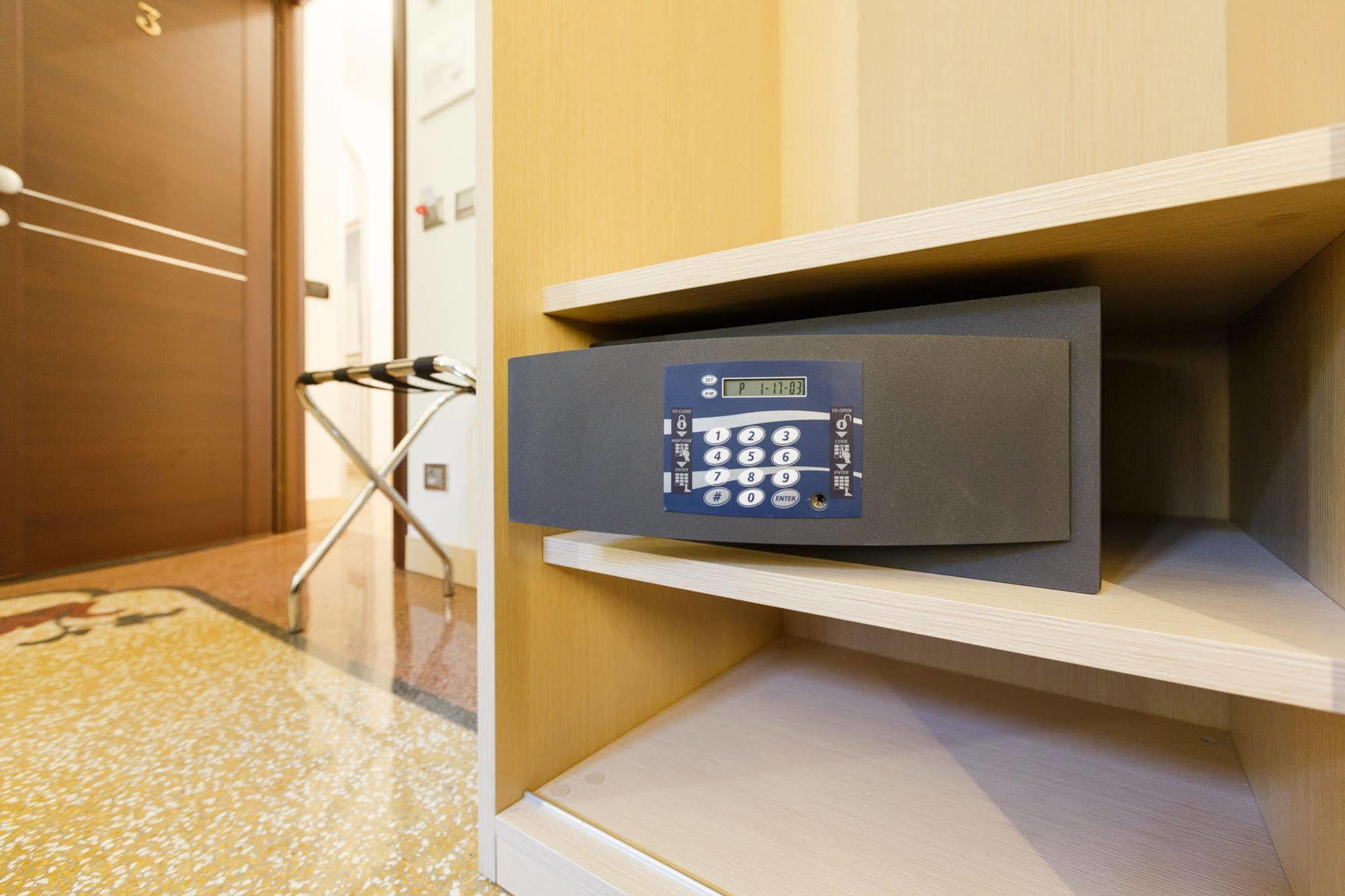 Domus Terenzio 3* Roma