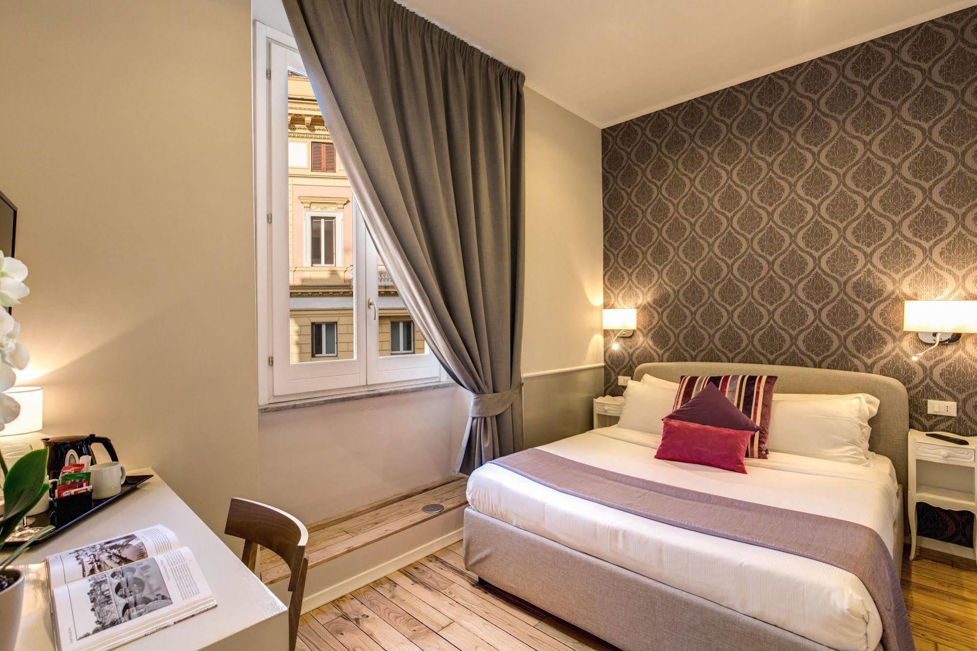 Hotel Tlv Navona