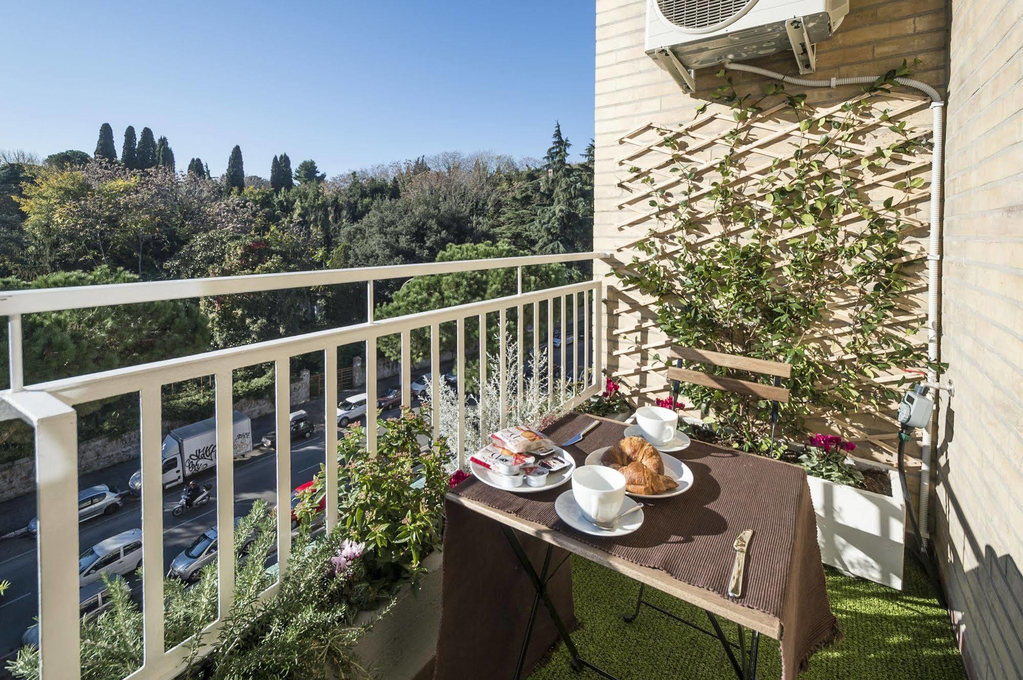 Happy In Bed & Breakfast Roma