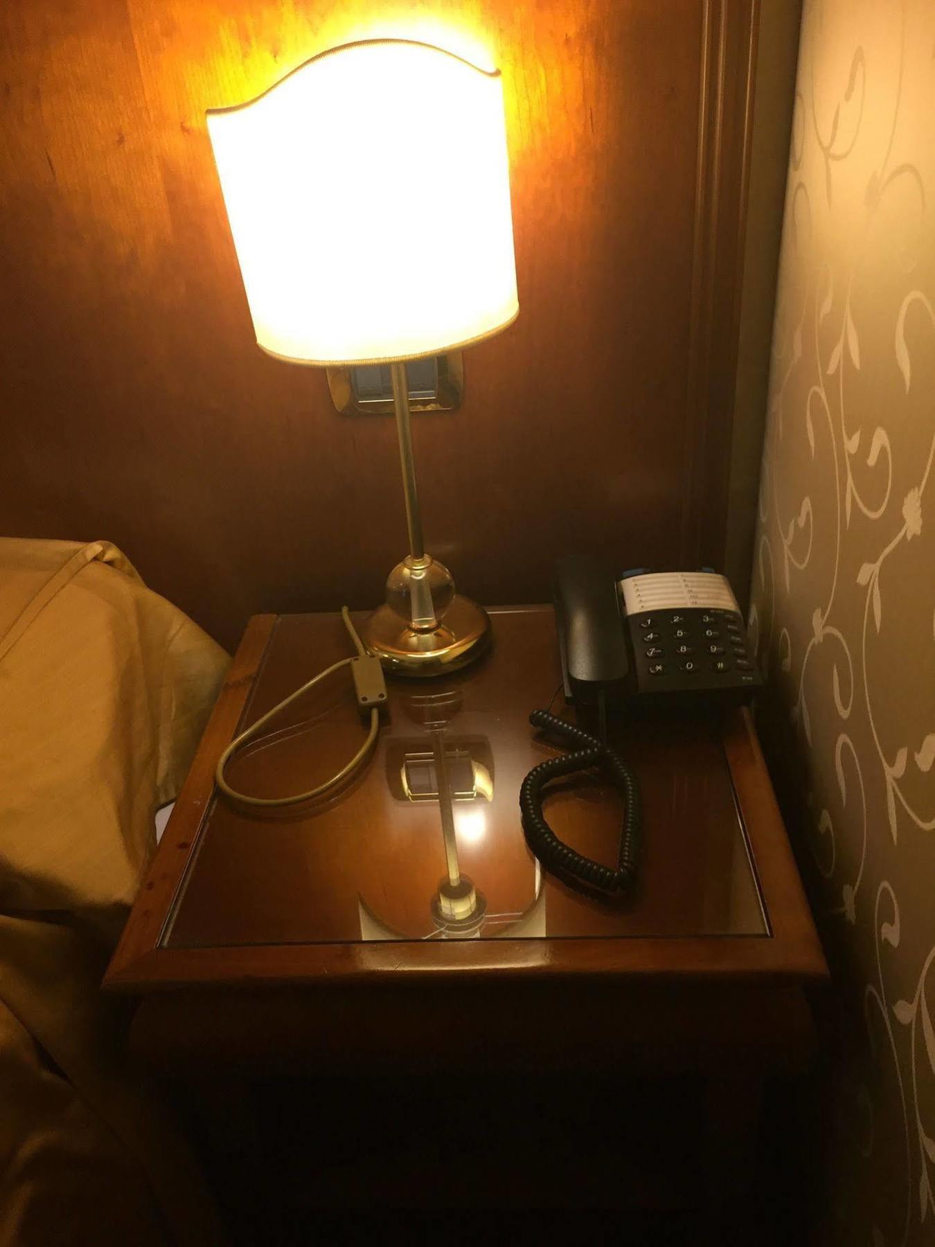 Divine Hotel