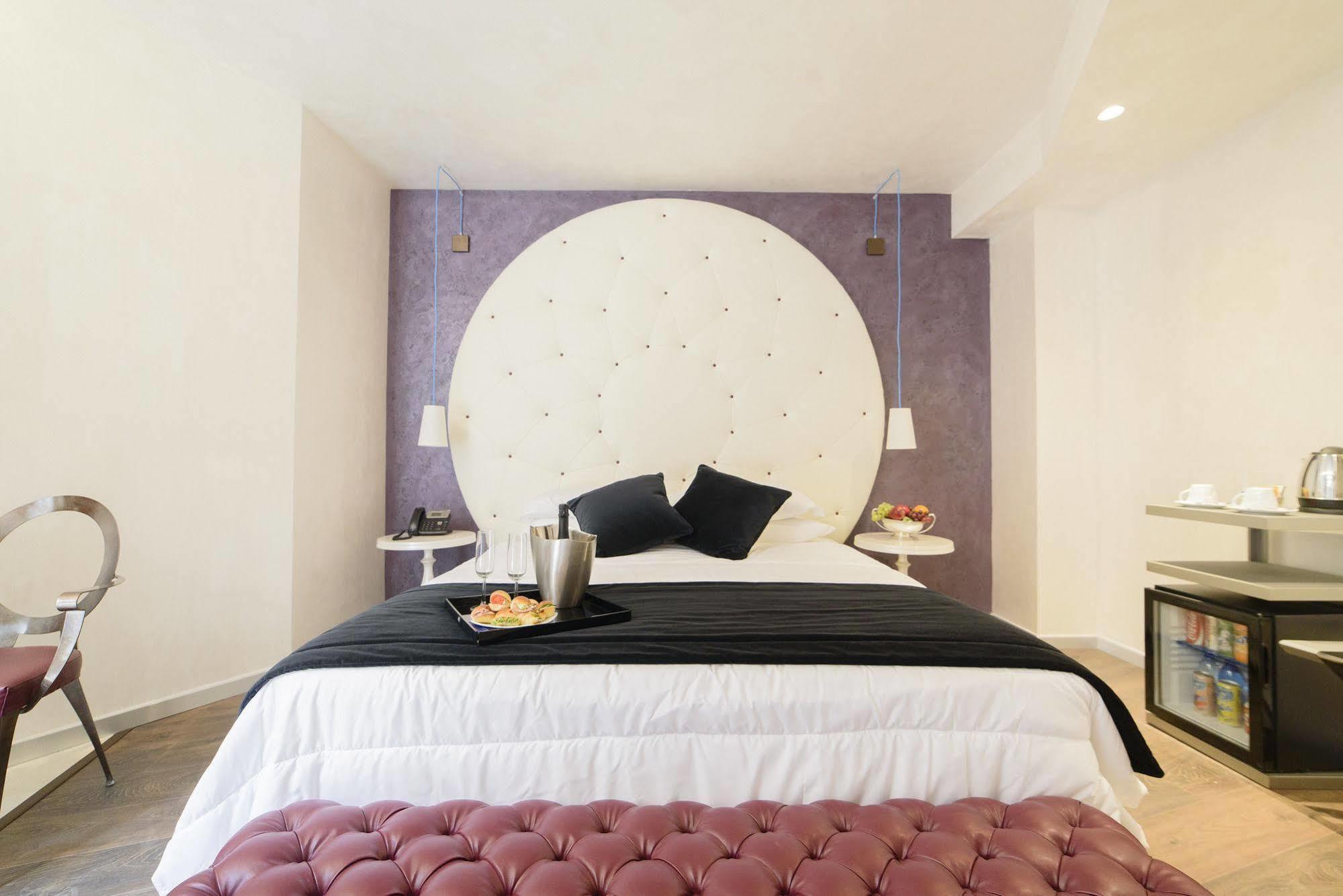 Vespasiano Hotell 4*