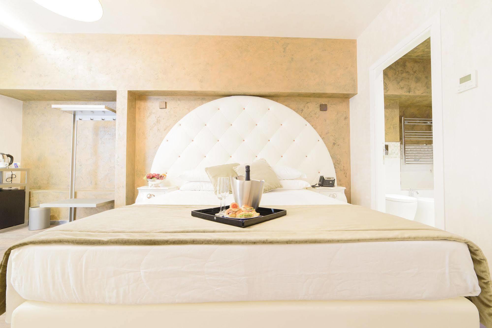 Hotell Vespasiano 4*
