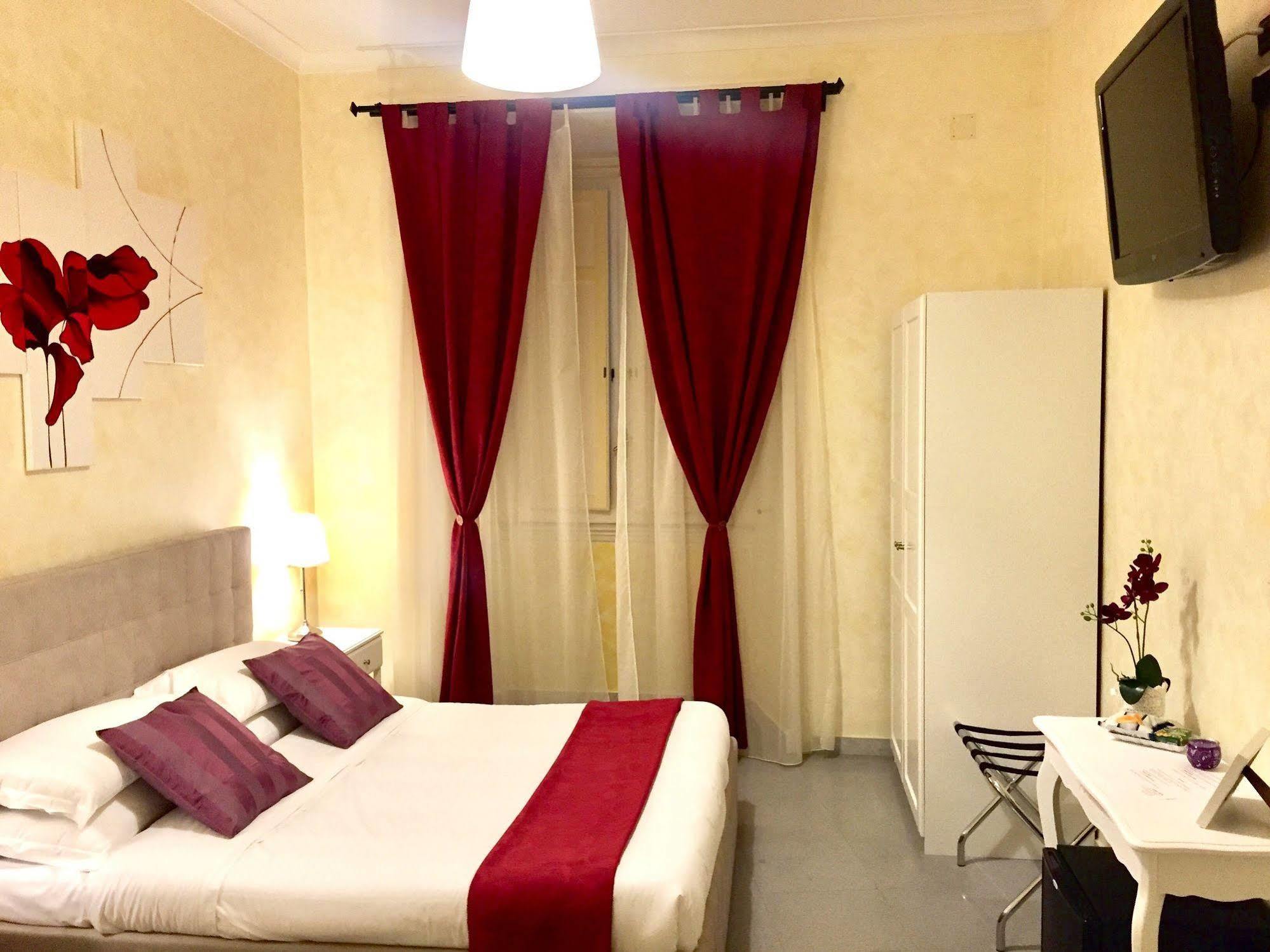 Frühstückspension Dhome 3*