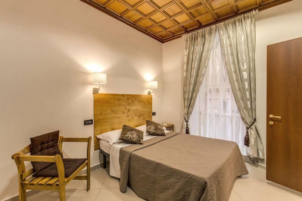 Casa de hóspedes Artemis 3*