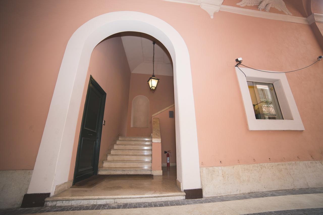 Trevi Portrait Bed and breakfast 2*