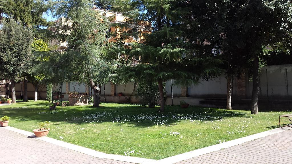 Maria Rosa Molas - Casa Per Ferie 3* Roma