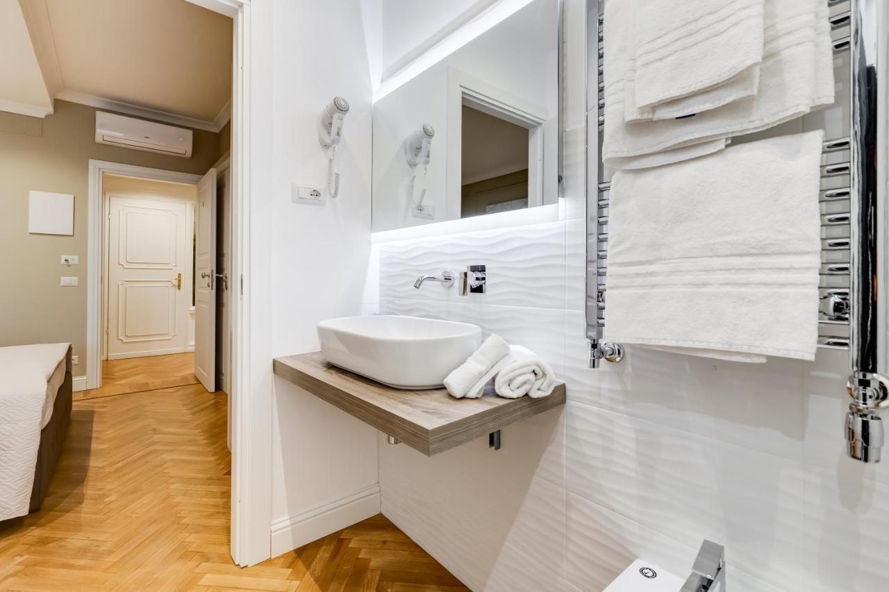 Mellini Palace By Premium Collection Affittacamere