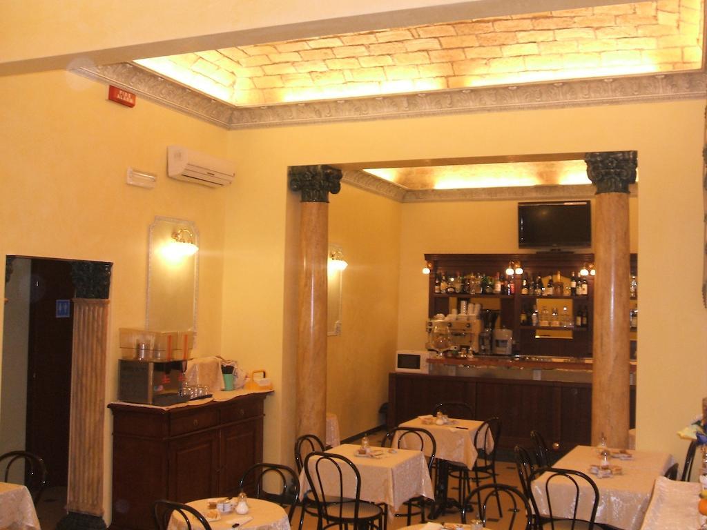 Cambridge Hotell Roma