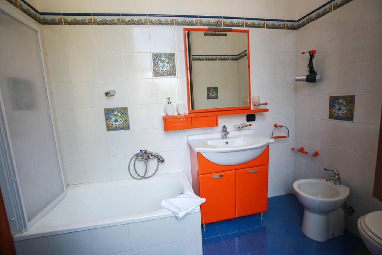 A Casa Nostra Bed & Breakfast 2*