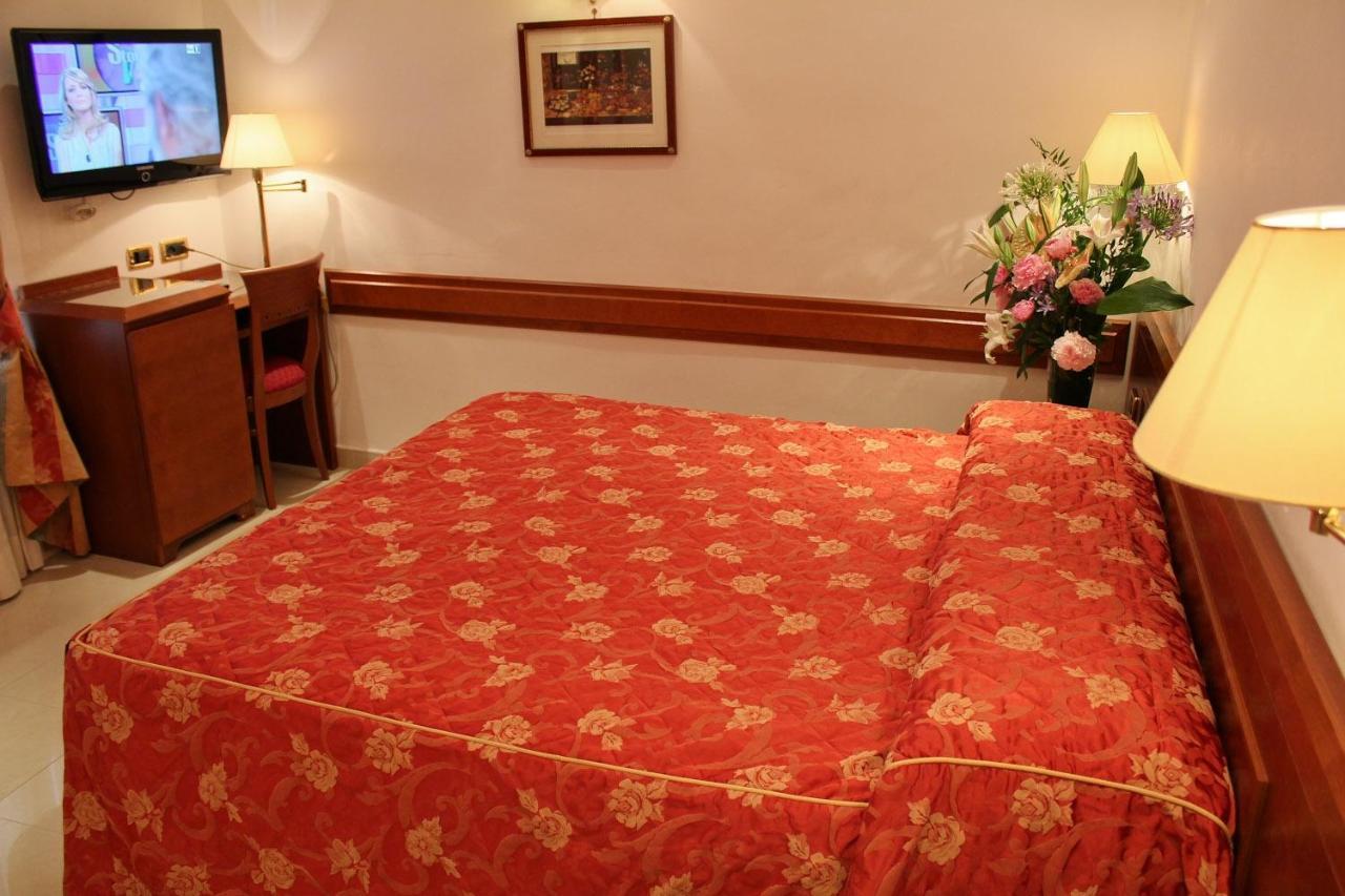 Hotel San Carlo Rom