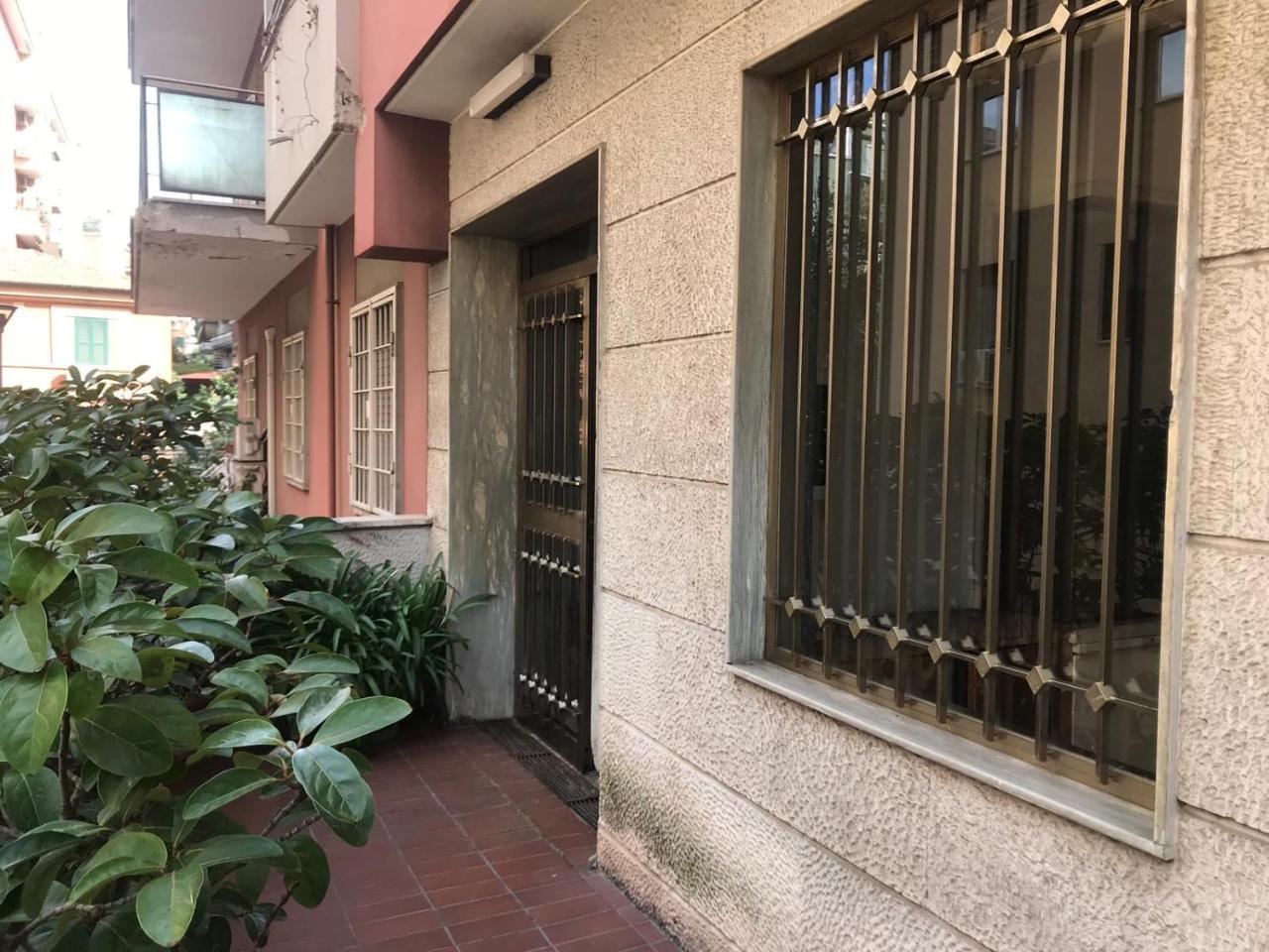 Acomodação com café da manhã  Dunant House