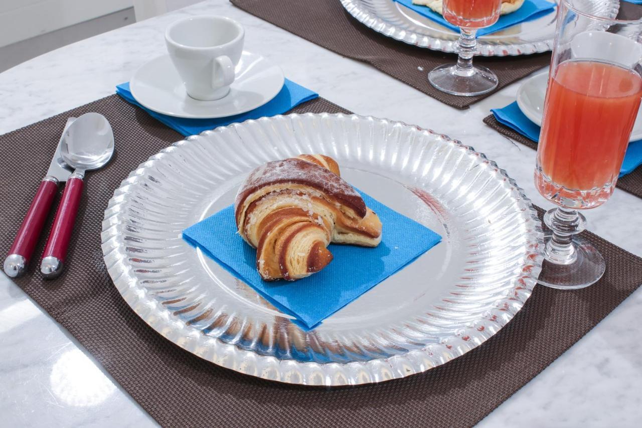Alojamento de Acomodação e Pequeno-almoço Chroma Italy - Chroma Tessera Roma