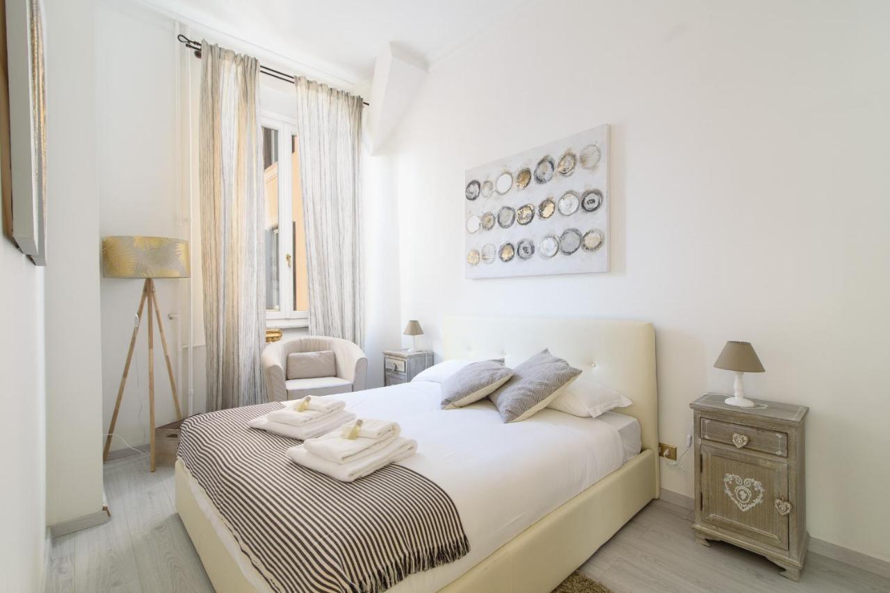 White Napoleone Apartamento *