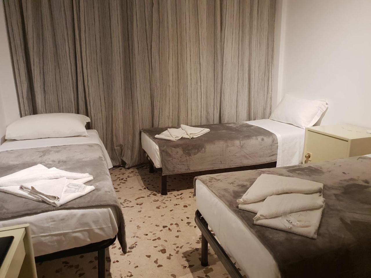 A Casa Di Leo * Roma