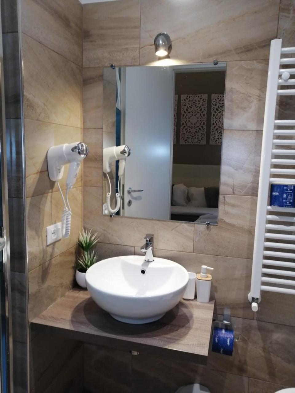 Affittacamere Vatican Comfort Suites 2*