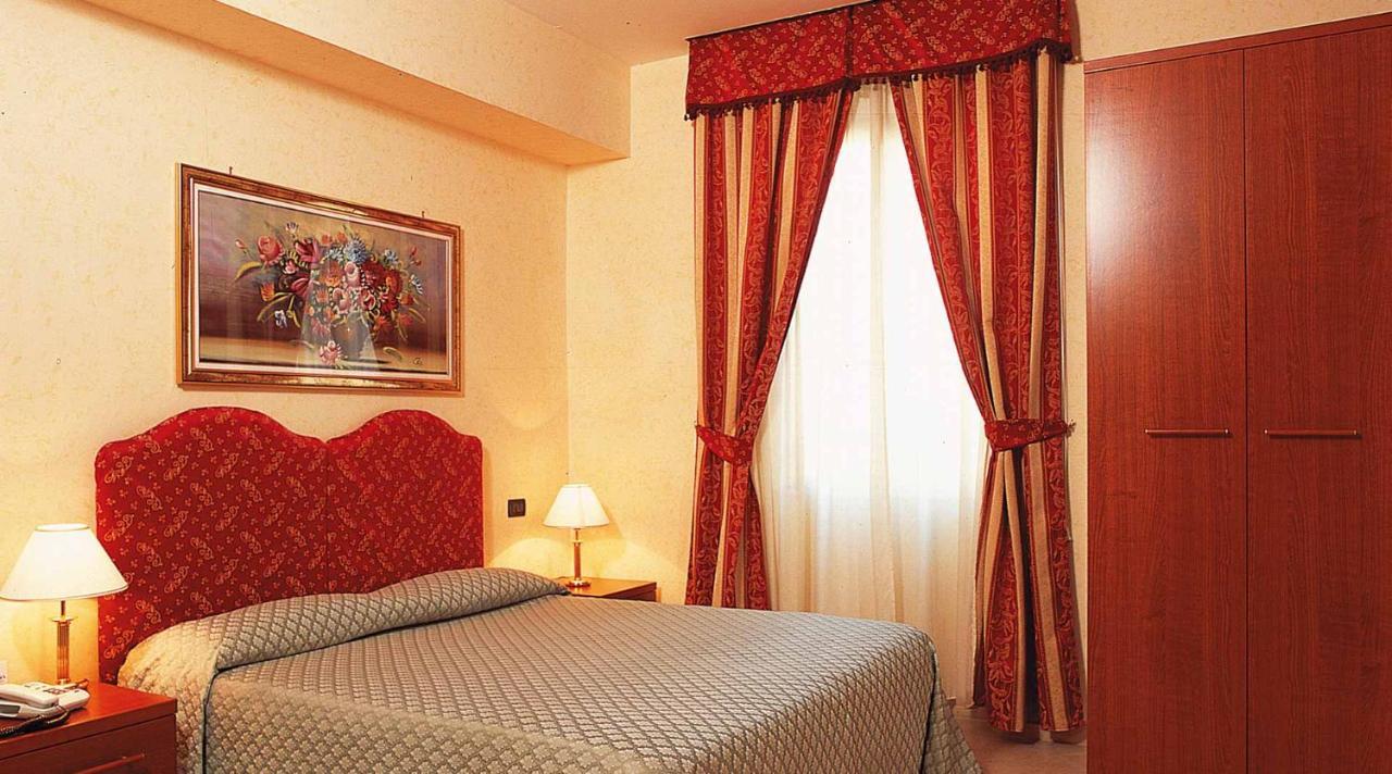 Stromboli Hotell Roma