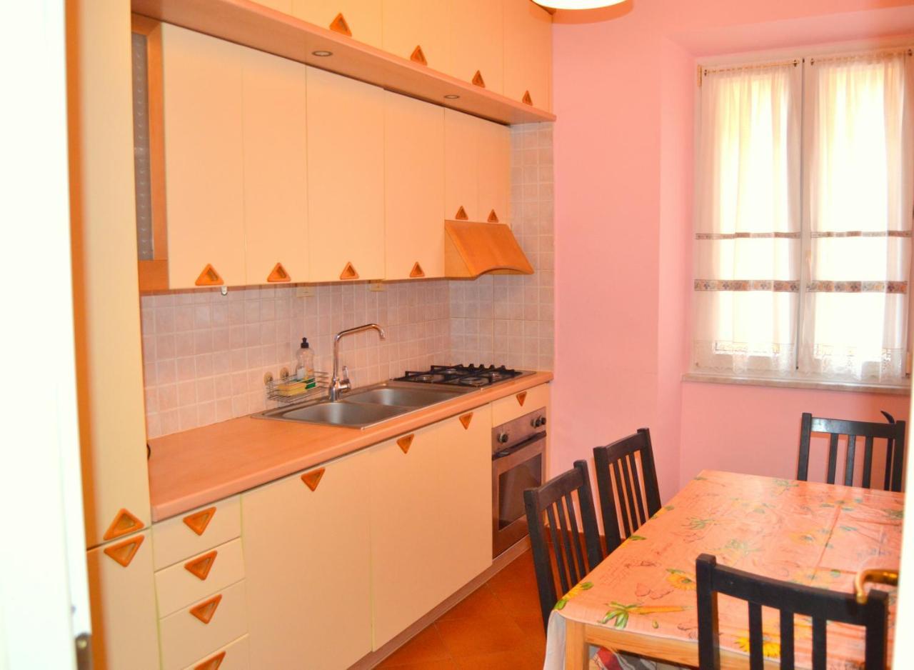 House 3* Rom