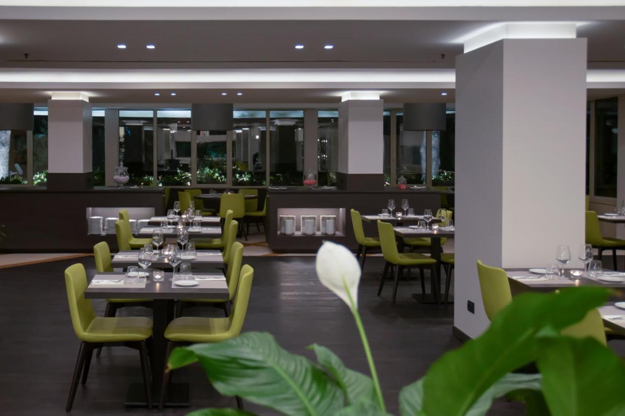 Hotel Mercure West