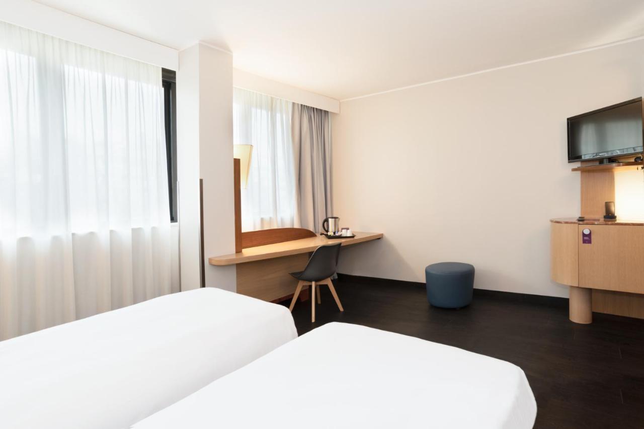 Mercure West Hotel