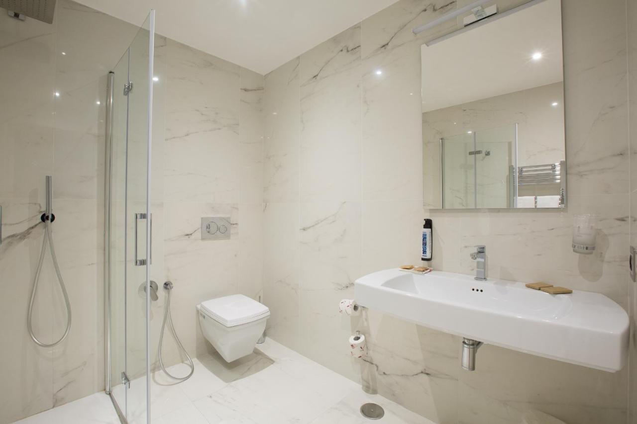 Floris 3* Roma