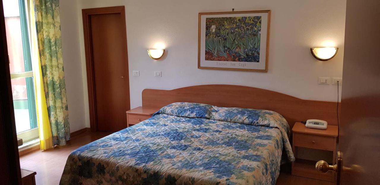 Hotel Tirreno