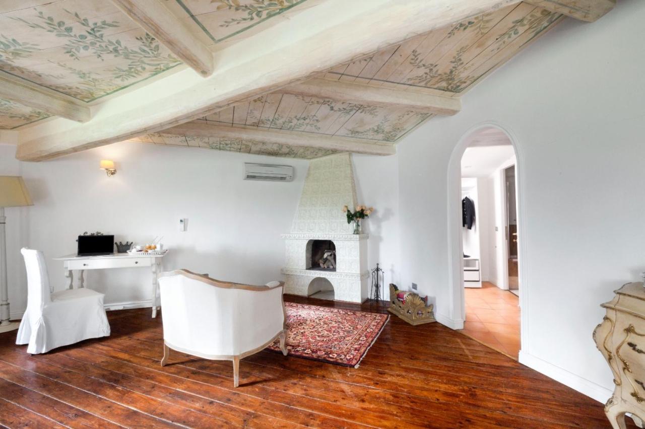 Castello Di Tor Crescenza Bed & Breakfast Roma