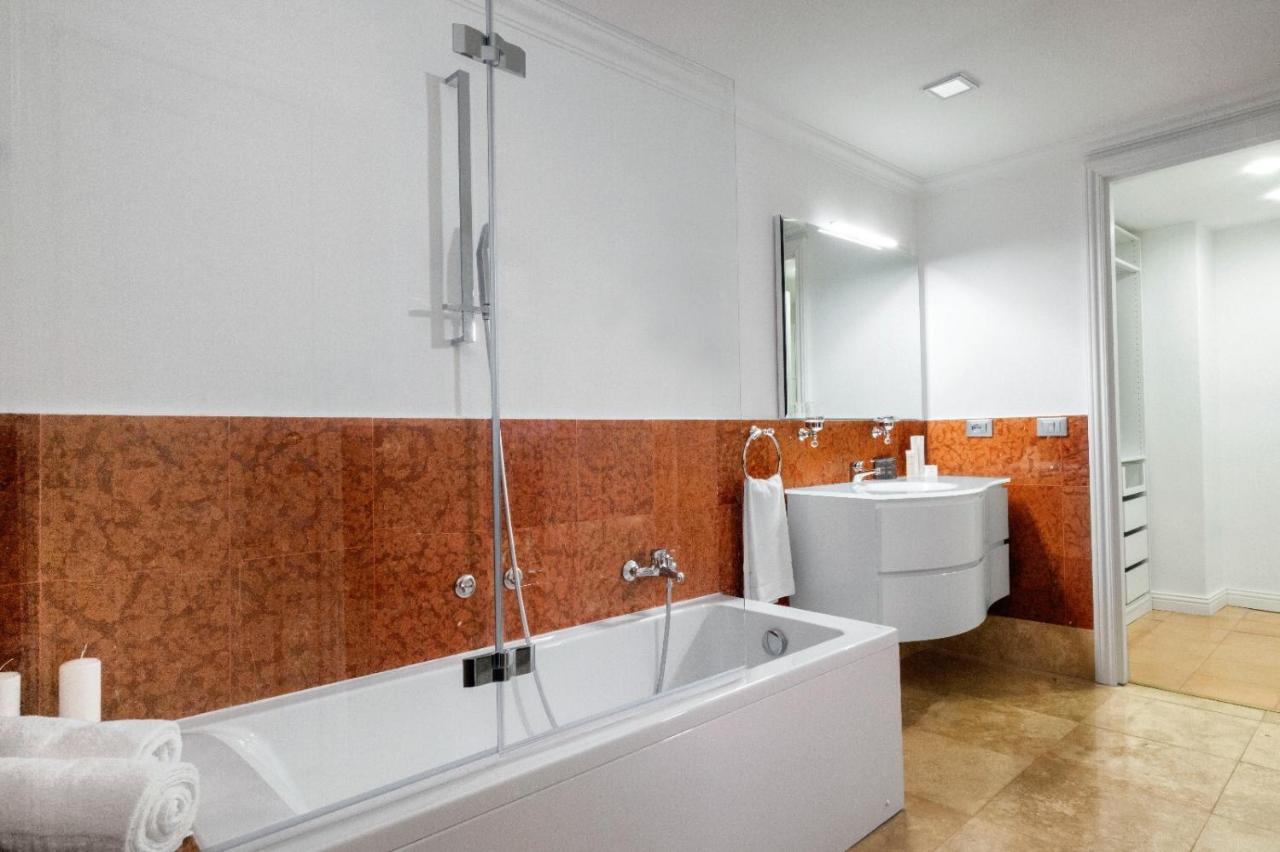 Castello Di Tor Crescenza Bed & Breakfast 3*