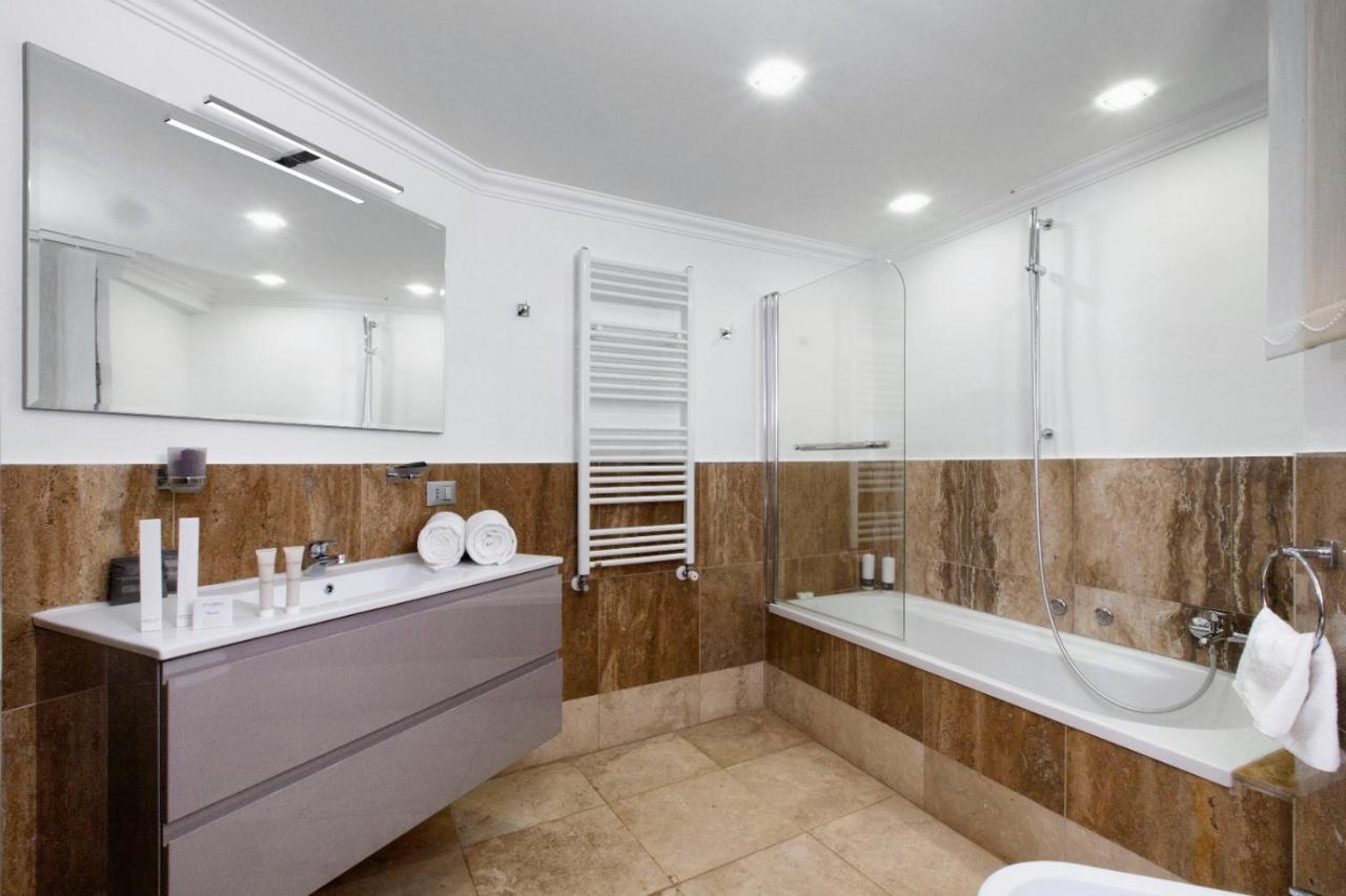 Castello Di Tor Crescenza Bed & Breakfast Roma
