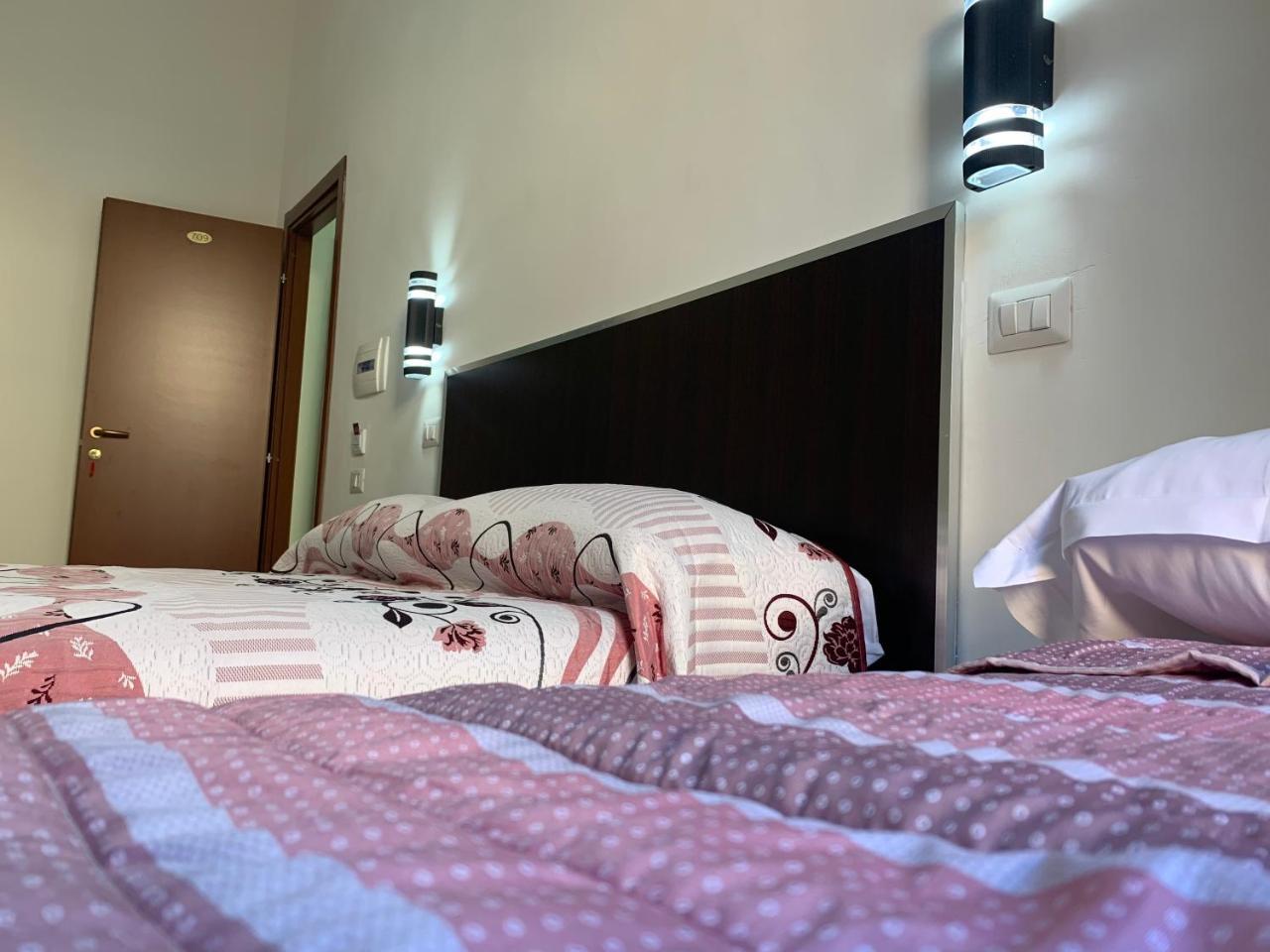 Serena House Bed & Breakfast *