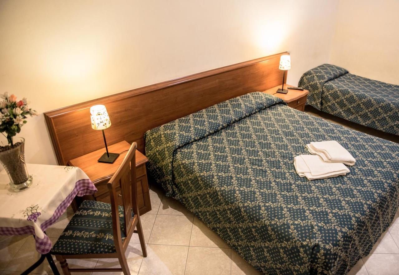 Amoromaonline 5* Roma