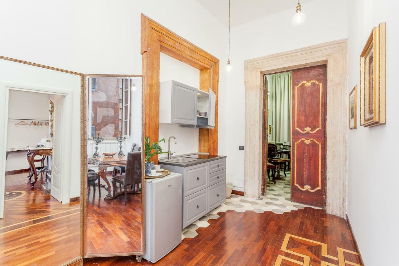 Palazzo Del Duca Piazza Navona Gjestgiverier 3*