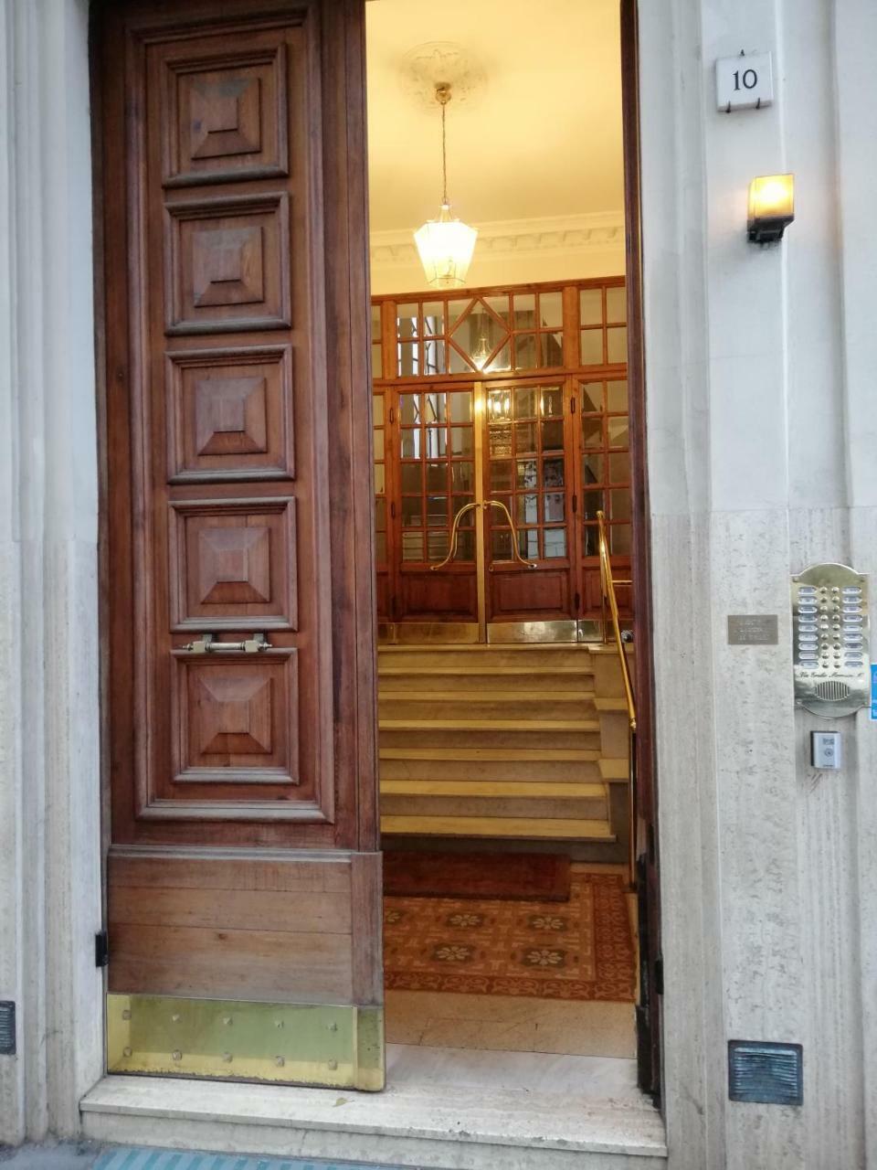 Affittacamere Landlord In Trastevere
