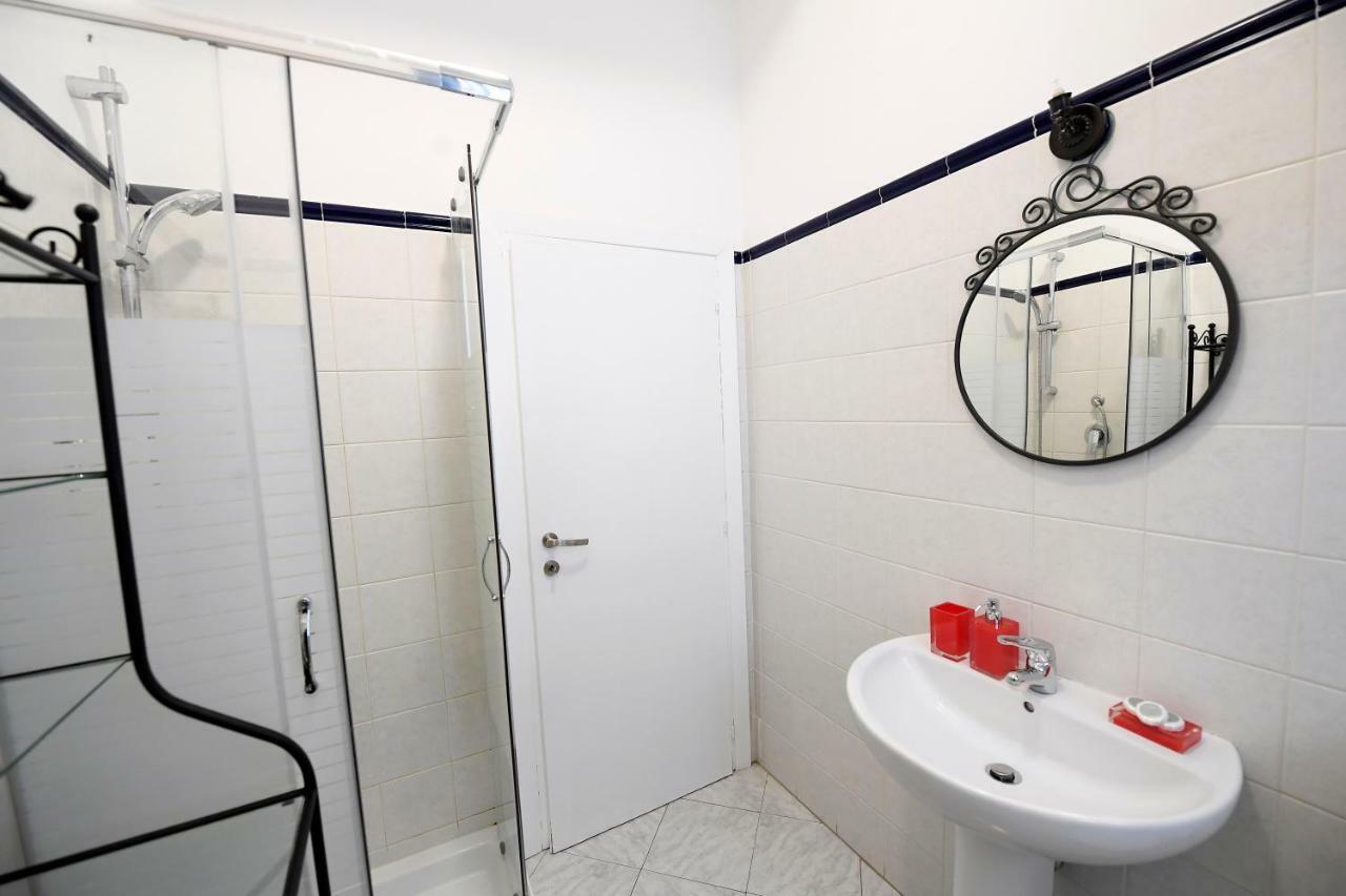 Easy Holidays - Colosseo Apartment *
