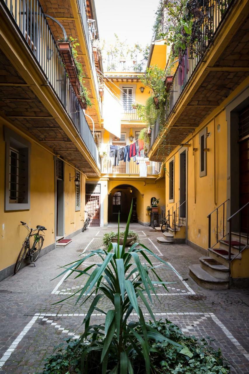Via Dei Cappellari Roma