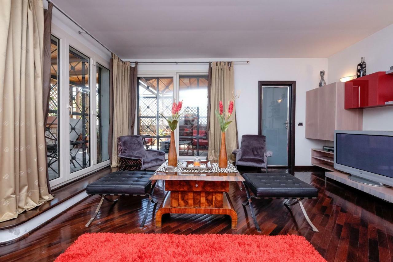 Appartamento Amazing Penthouse With Terrace By Caracalla *