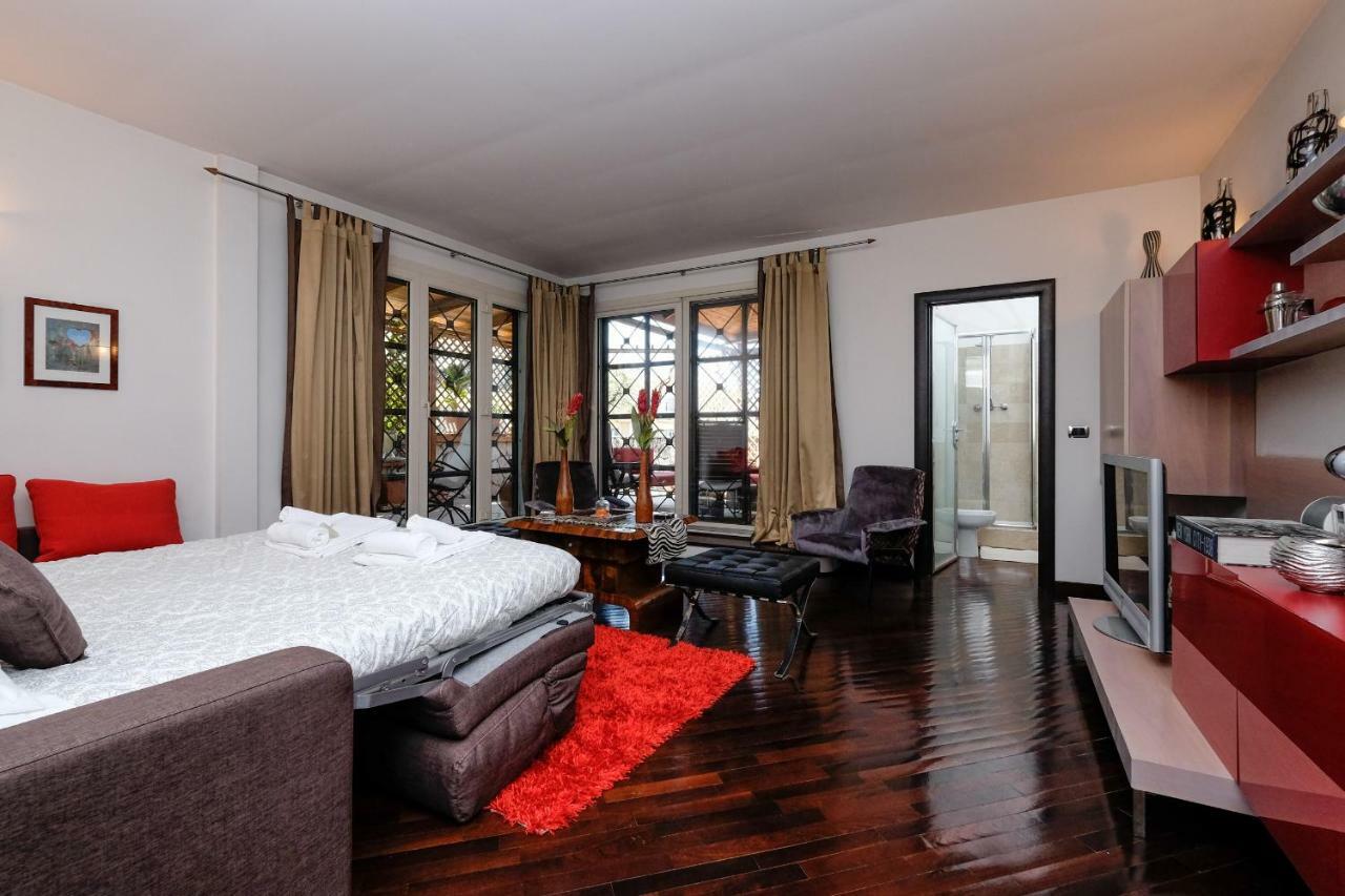 Amazing Penthouse With Terrace By Caracalla Appartamento *