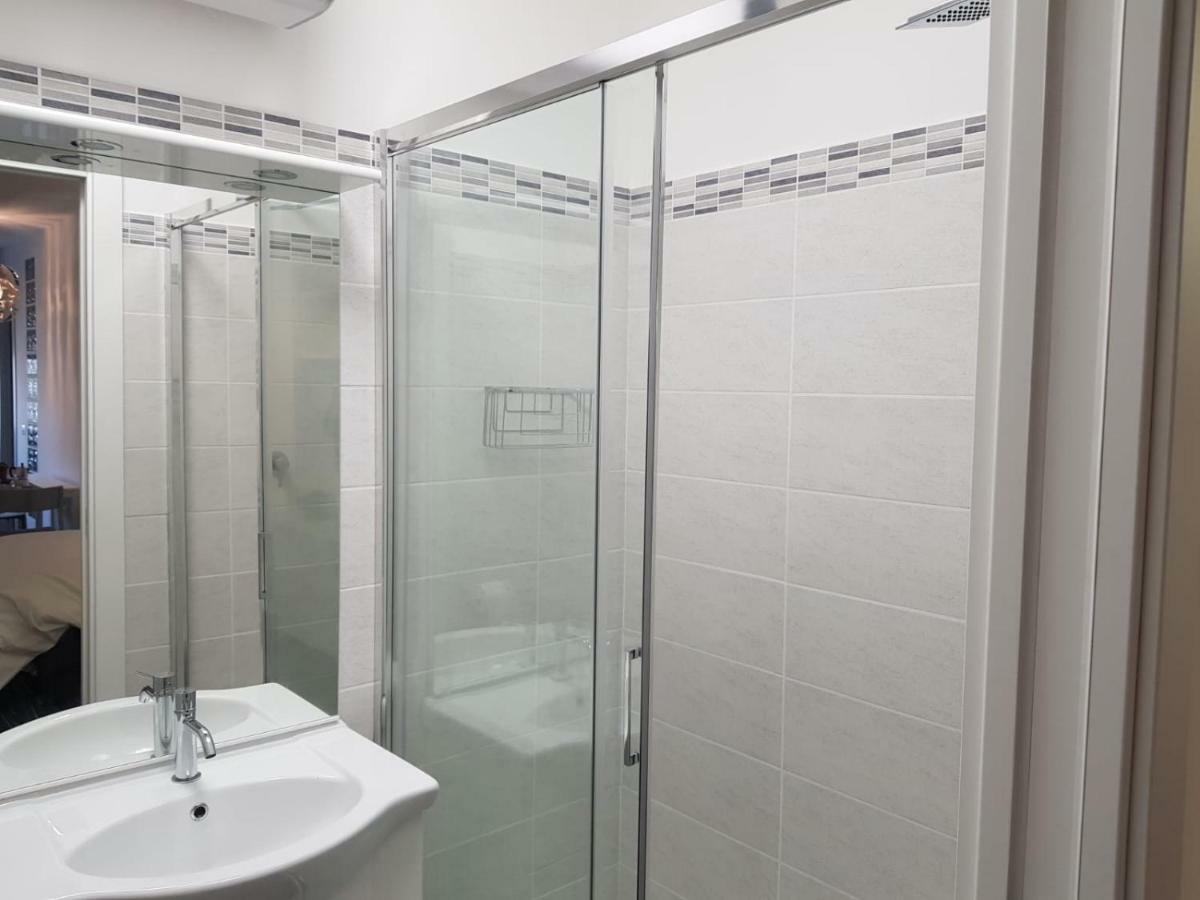 Apartment Nomentana White By Ghor *