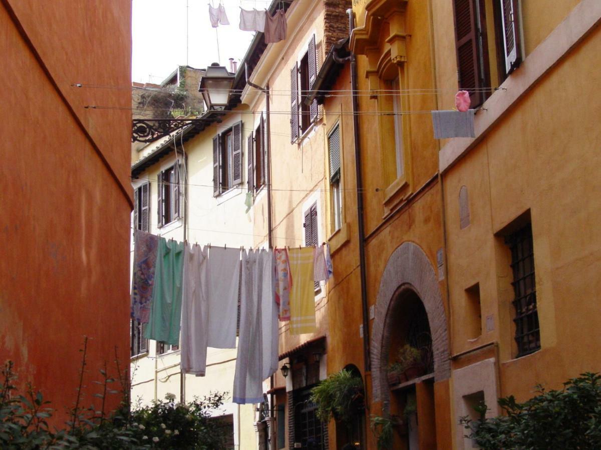 Torre Tolomei Trastevere *