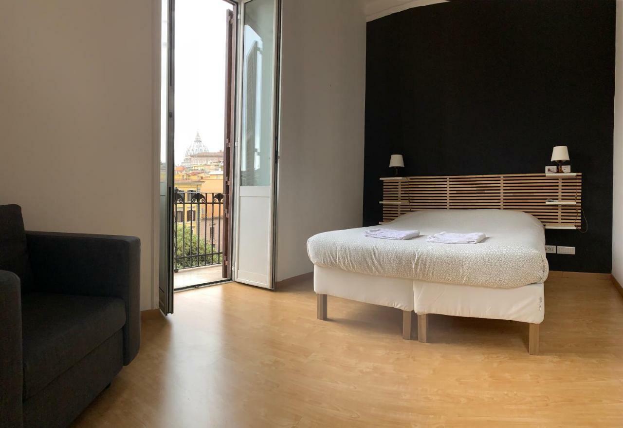 Vatican Suites Affittacamere *