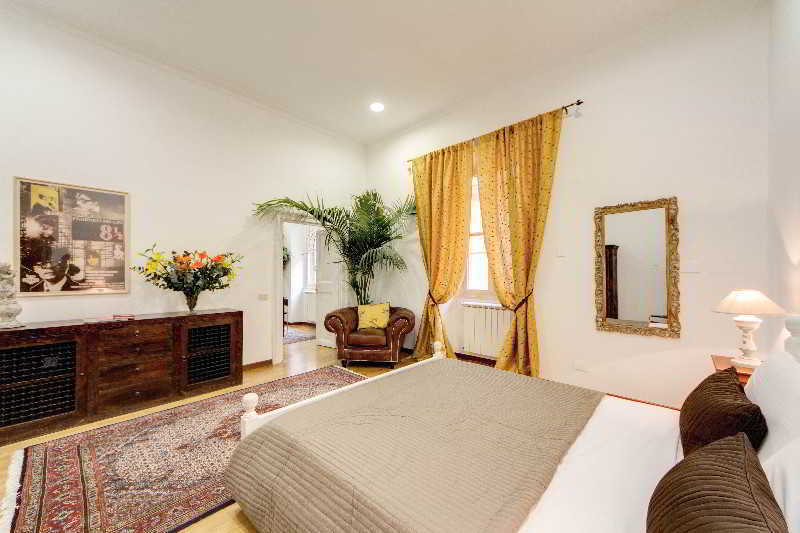 Hotel Spanish Steps Relais 5*