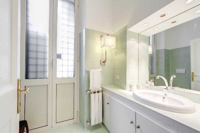 Spanish Steps Relais Hotel 5*