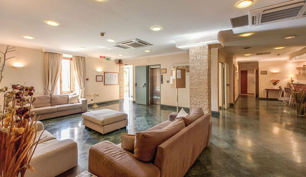 Hotell Romoli 3*