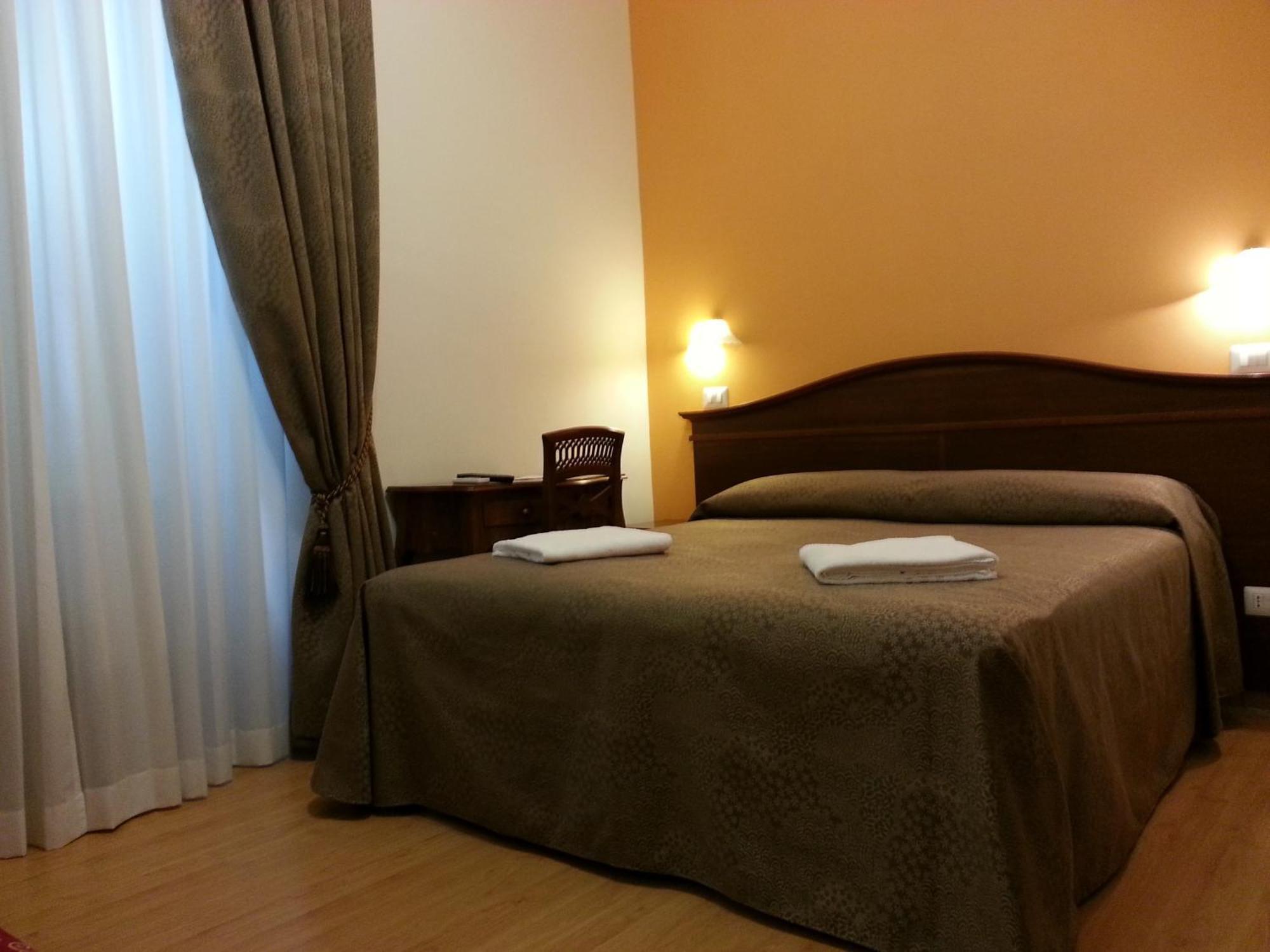 Guesthouse Alex II 2*