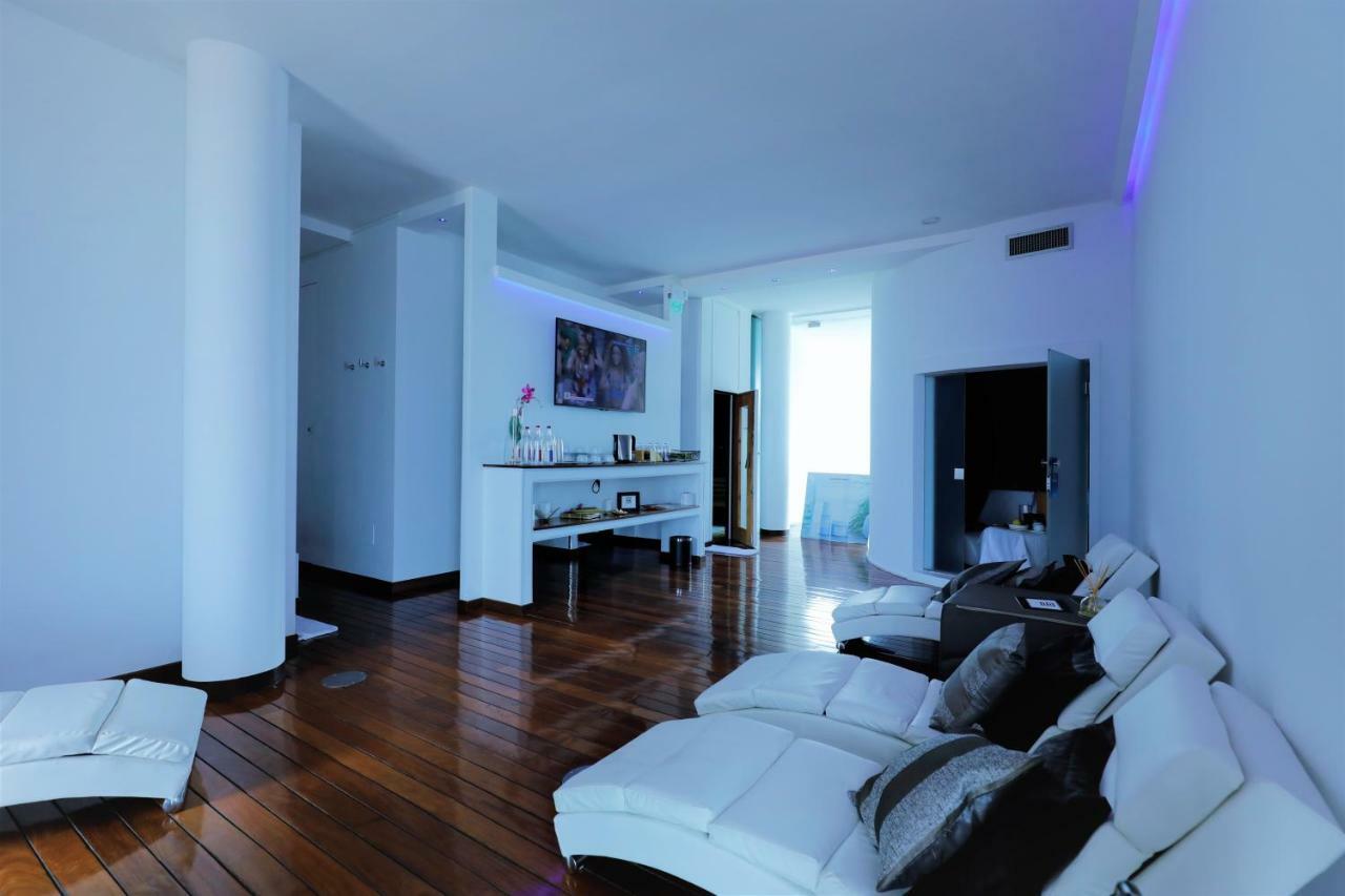 Radisson Blu Es. Hotel, 5*