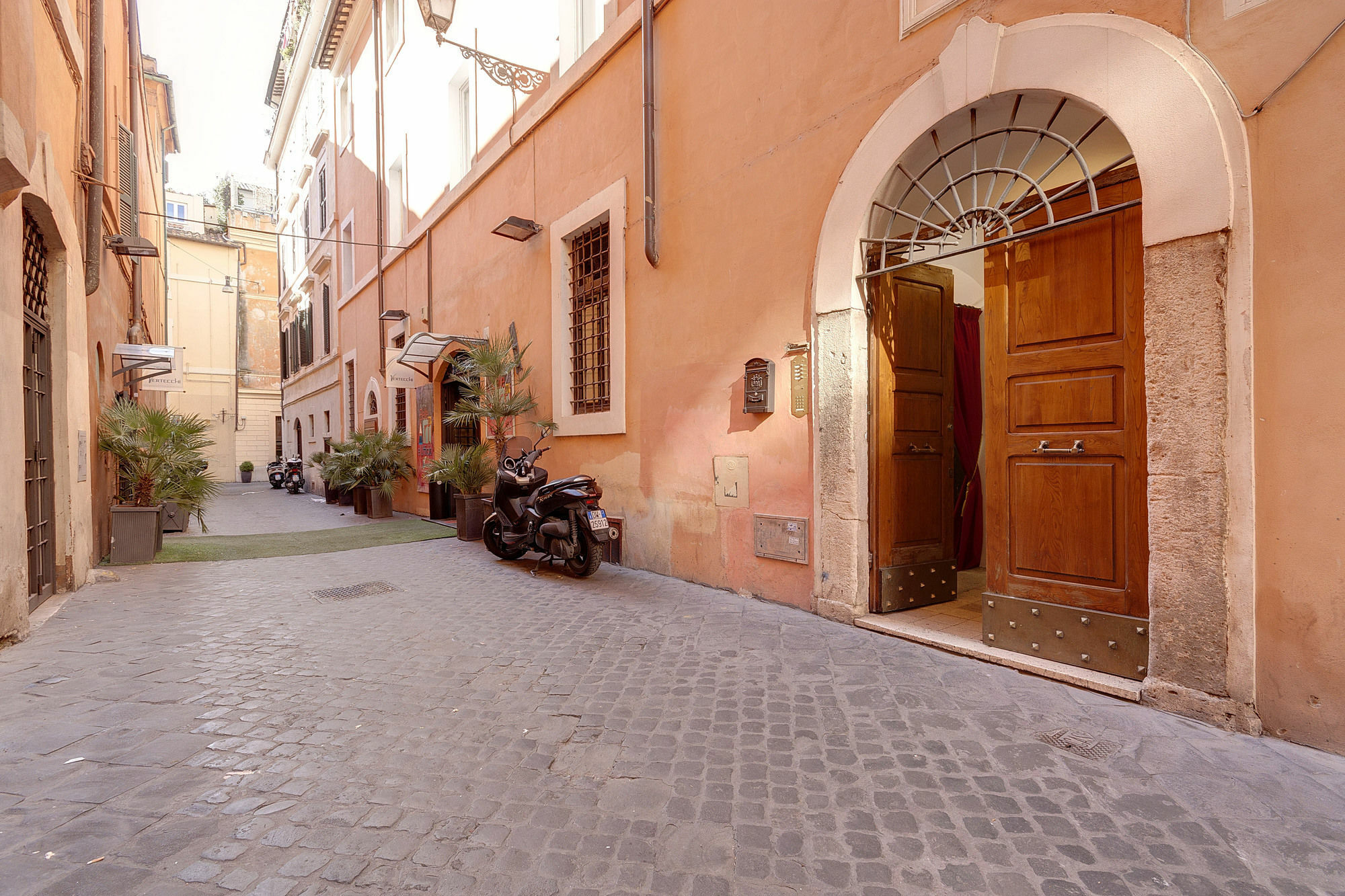 Gjestgiverier Lm Spagna Roma